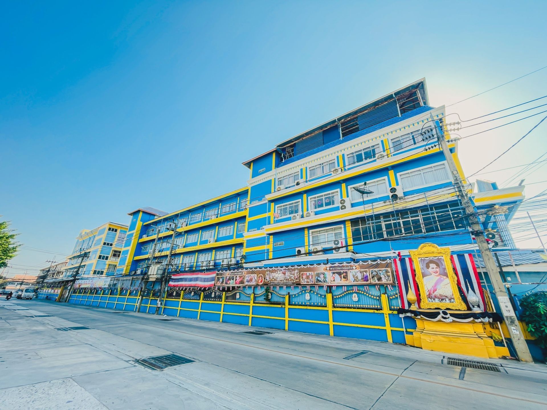 บริเวณรอบโรงเรียน